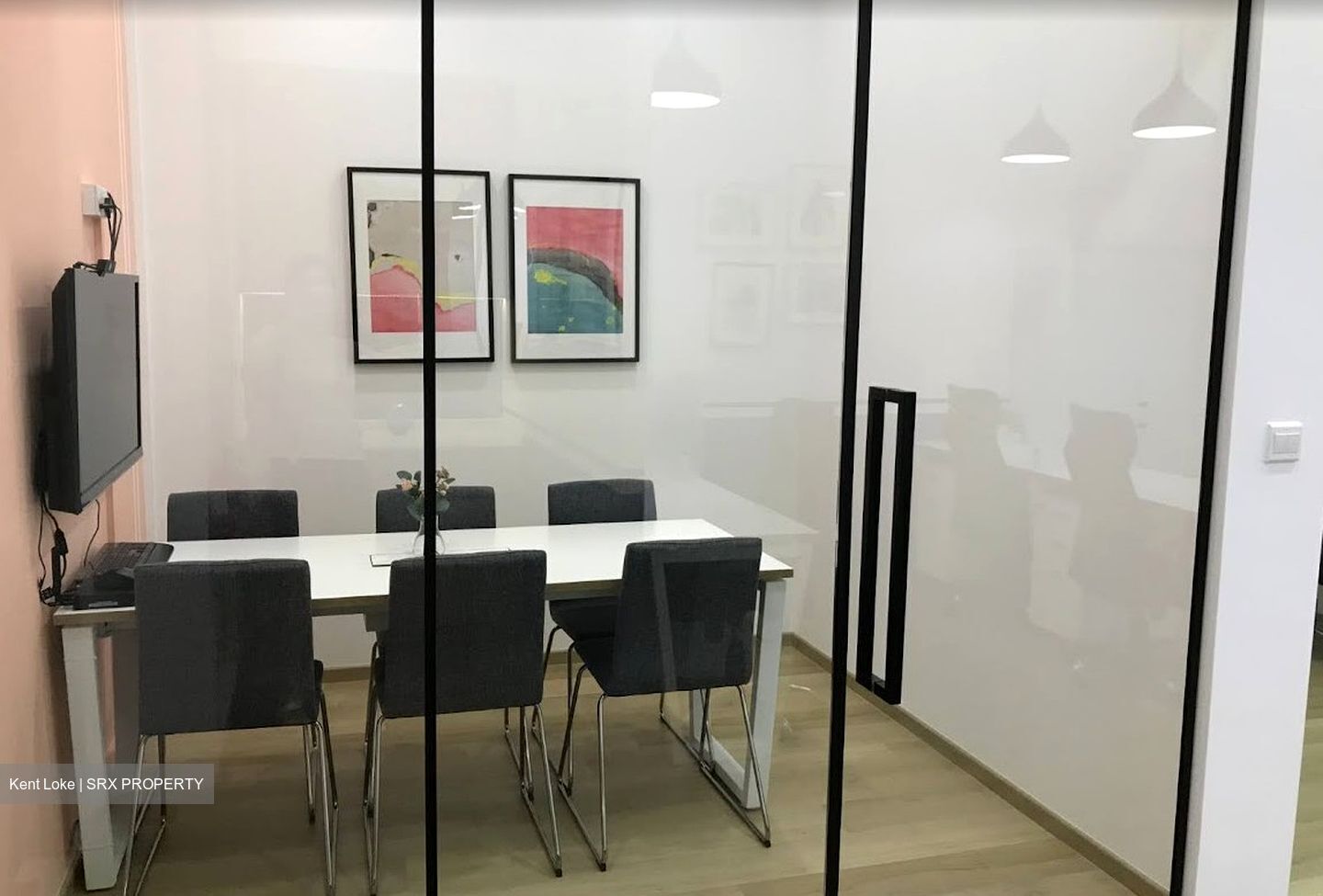 Centrium Square (D8), Office #558787951